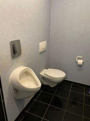 Herren WC.jpg