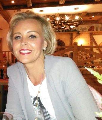 Isolde Seebald-Hogen.jpg