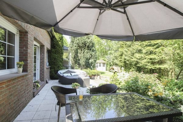 1. Terrasse mit Waldblick 2. Wohnung