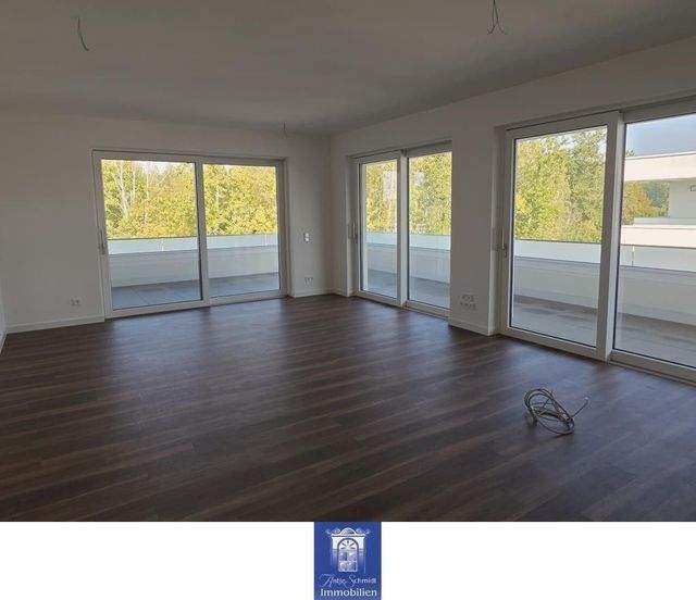 Dachtraum - Ruhig und grün! Große Terrasse, modernes Bad mit freistehender Wanne! - Photo 2