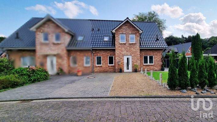 Straßenansicht des Hauses