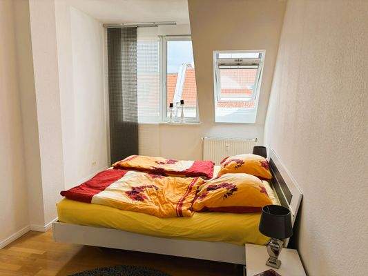 Schlafzimmer 1