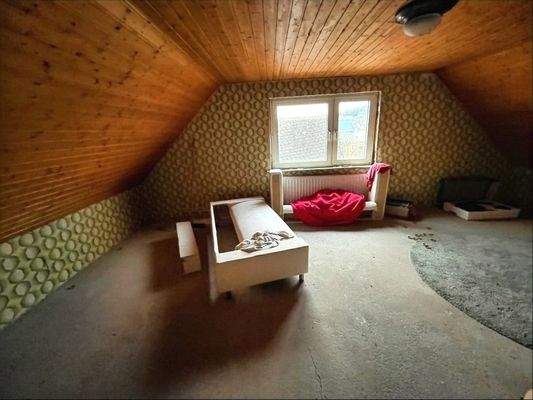 Ausgebautes Zimmer DG