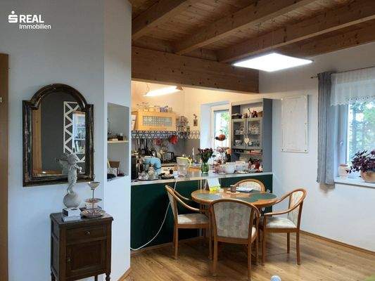 Küche und Essbereich