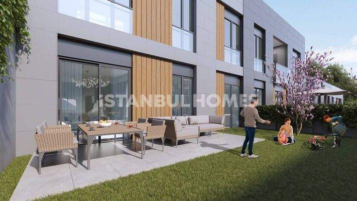 Chic Properties in a Complex Interwined the Nature in Eyupsultan