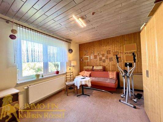 EG: Kinderzimmer 1 laut Grundriss