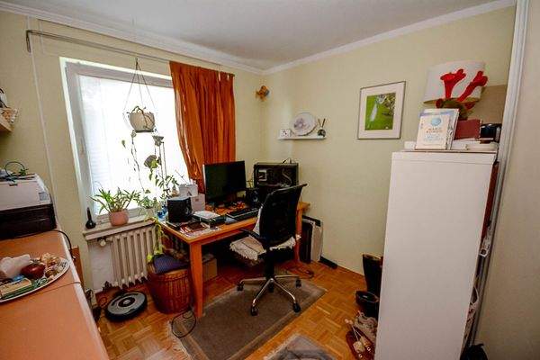 Kinderzimmer untere Wohnung