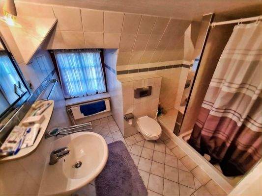 Duschbad im Dachgeschoss