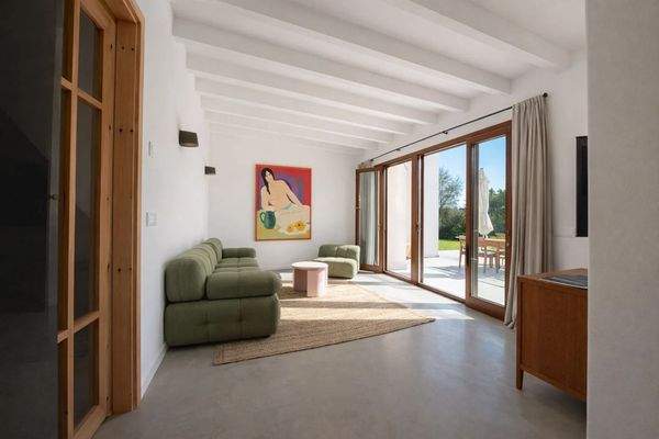 Wohnzimmer mit Terrassenzugang