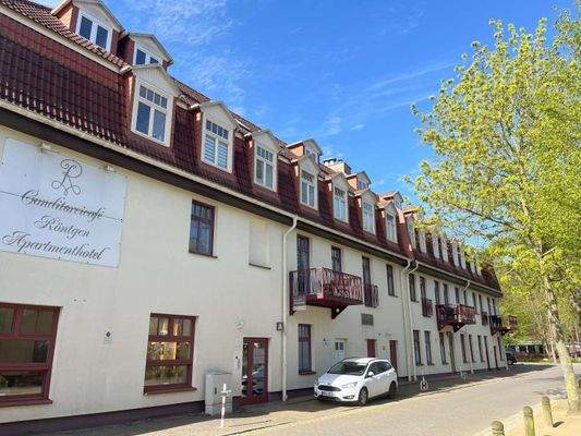 02_Außenansicht_Hauseingang_A