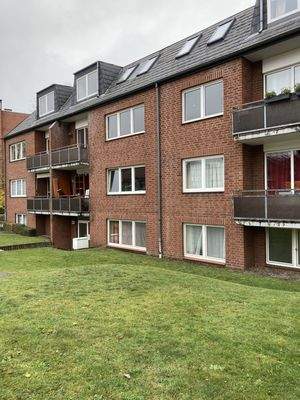 Haus straßenseitig.jpg