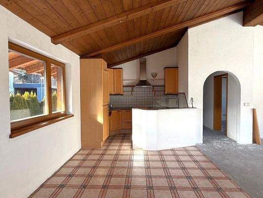 Küche mit Essbereich