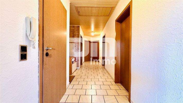 WE2 OG / DG Flur / Diele