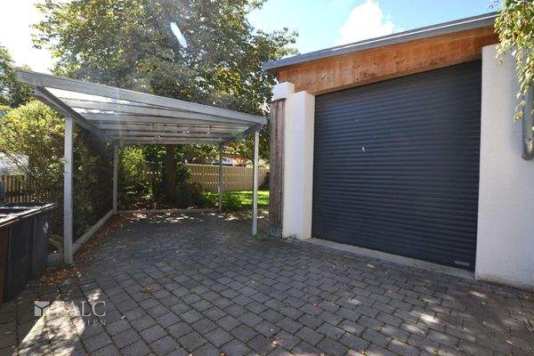 Carport/Garageneinfahrt