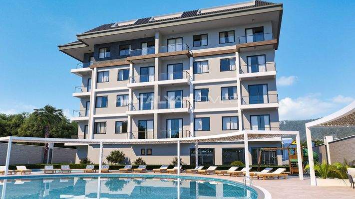 2 and 3-Bedroom Flats with Pool Access in Alanya Oba