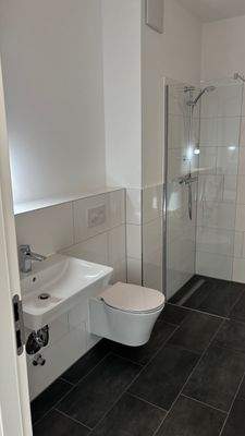 Zweites Bad mit Dusche