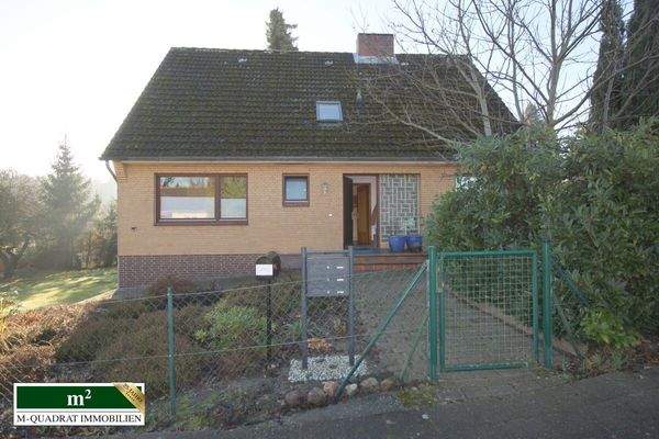 Eingangsbereich zum gepflegten MFH