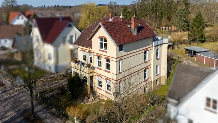 Seitlicher Blick Haus