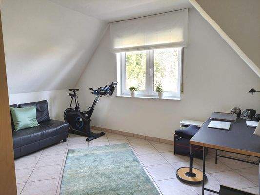 1. Kinder- oder Arbeitszimmer