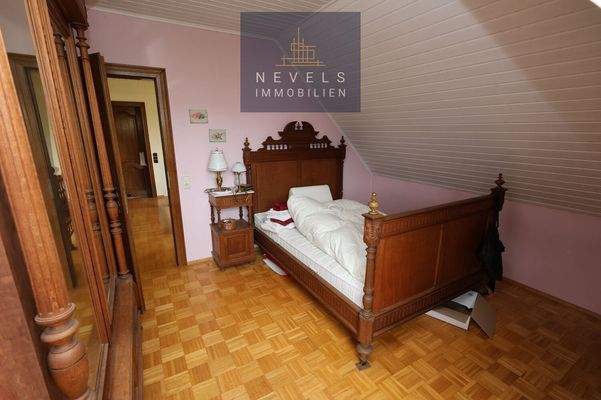 Schlafzimmer oder Büro OG (1)