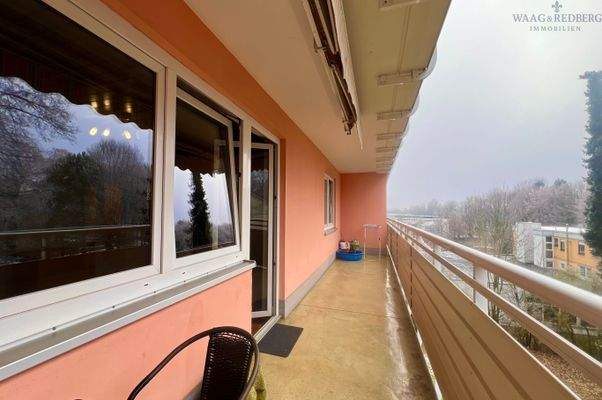 Großzügiger Balkon