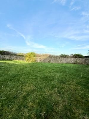 Garten mit Blick ins Grüne