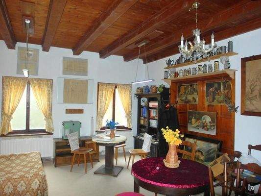 großer Raum im Erdgeschoss