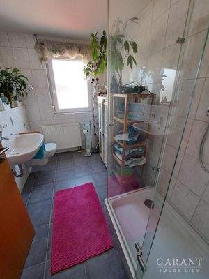 Badezimmer + Fenster