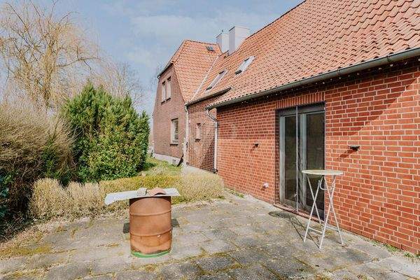 Südwest-Terrasse mit idealer Ausrichtung.