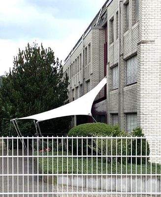 Eingang Bürogebäude