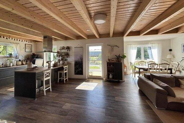 Wohn- und Essbereich