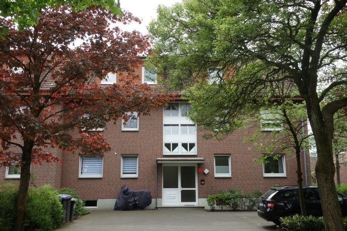 Ruhige und zentral gelegene 2-Zimmer-Wohnung mit Balkon zu vermieten