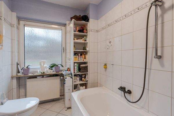 Tageslicht-Wannenbad im EG