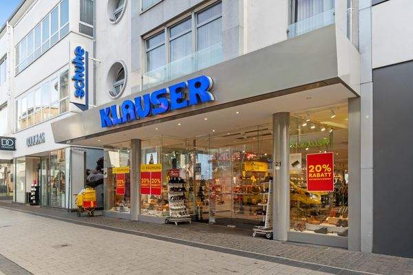 Große Schaufensterfront