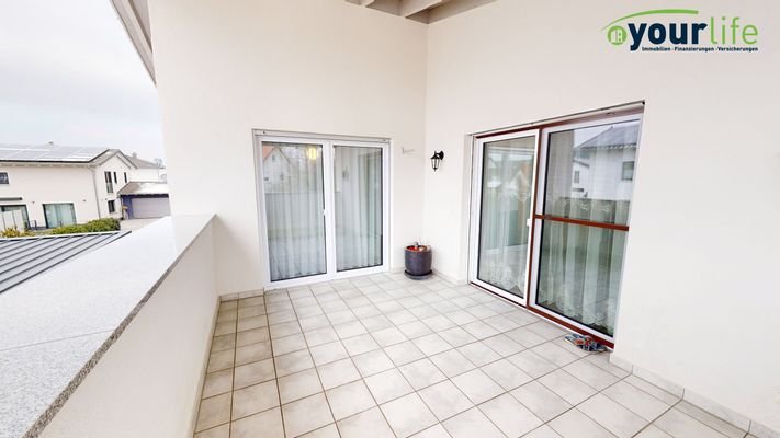 Obergeschosswohnung_Tannheim_Terrasse1.jpg