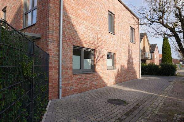 Außenansicht Parkplatz