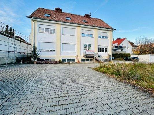 Außenansicht - Vorderseite.jpg