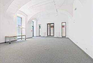 CAM04191G0-PR0048-STILL007