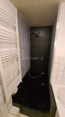 Vollbad EG-Wohnung WG I