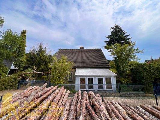 Straßenansicht West