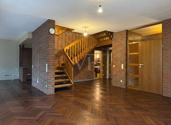 Esszimmer KI-Bearbeitet