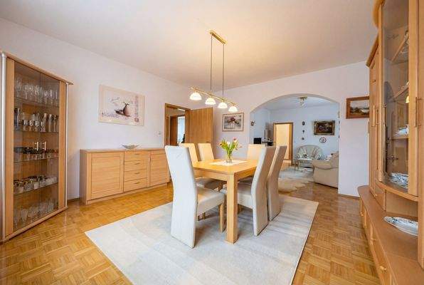 DI - Forbes Global Properties