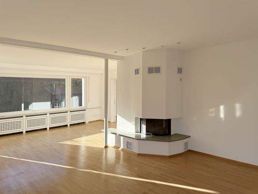 Wohnzimmer mit Kamin