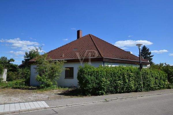 Zufahrt Stellplätze - Nordseite