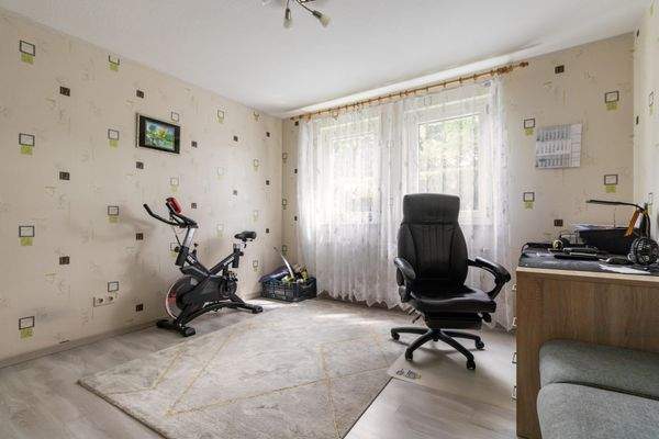 Büro / Kinderzimmer