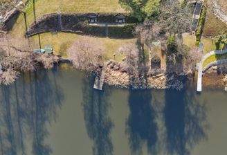 Exklusiver Seezugang und Freizeit Areal der Community