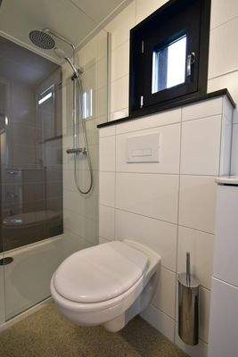 ferienimmobilie-kaufen-lakeside-resort-brielle-zwartewaal-wc-2-dusche-2026