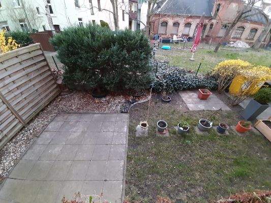 Terrasse mit Gartenanteil (WE1) 