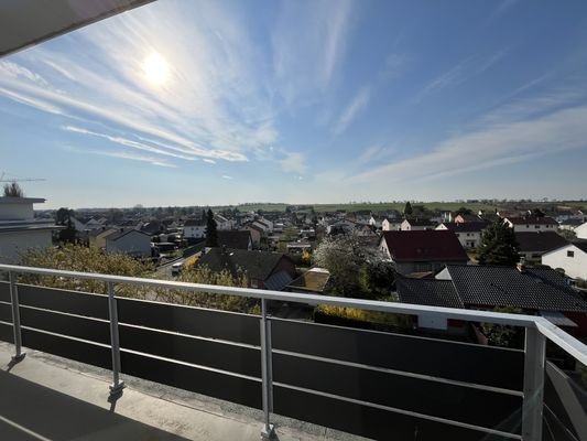 Blick vom Balkon nach hinten