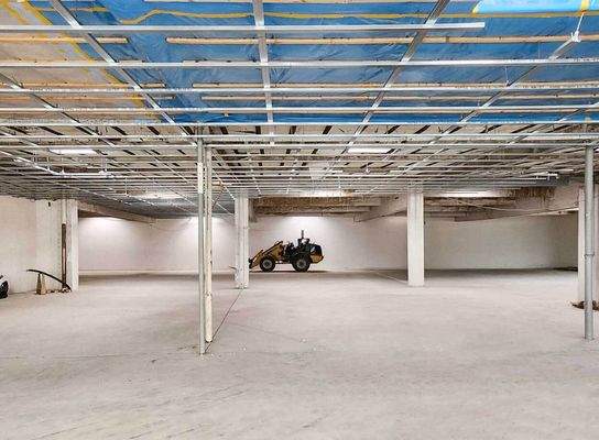 Halle | Verkaufsraum